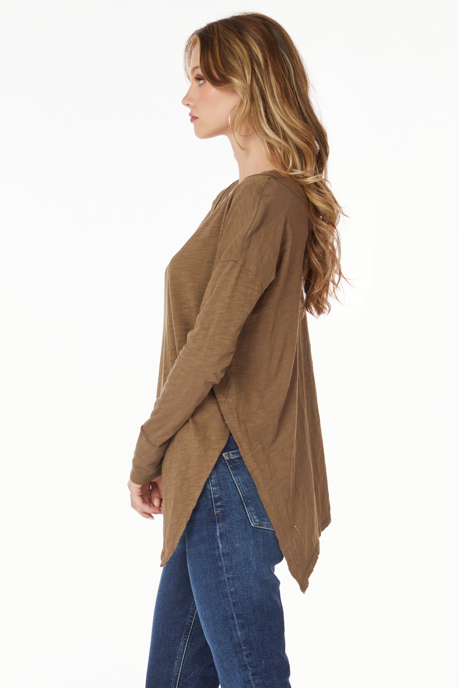 ANGLED HEM BOATNECK TUNIC