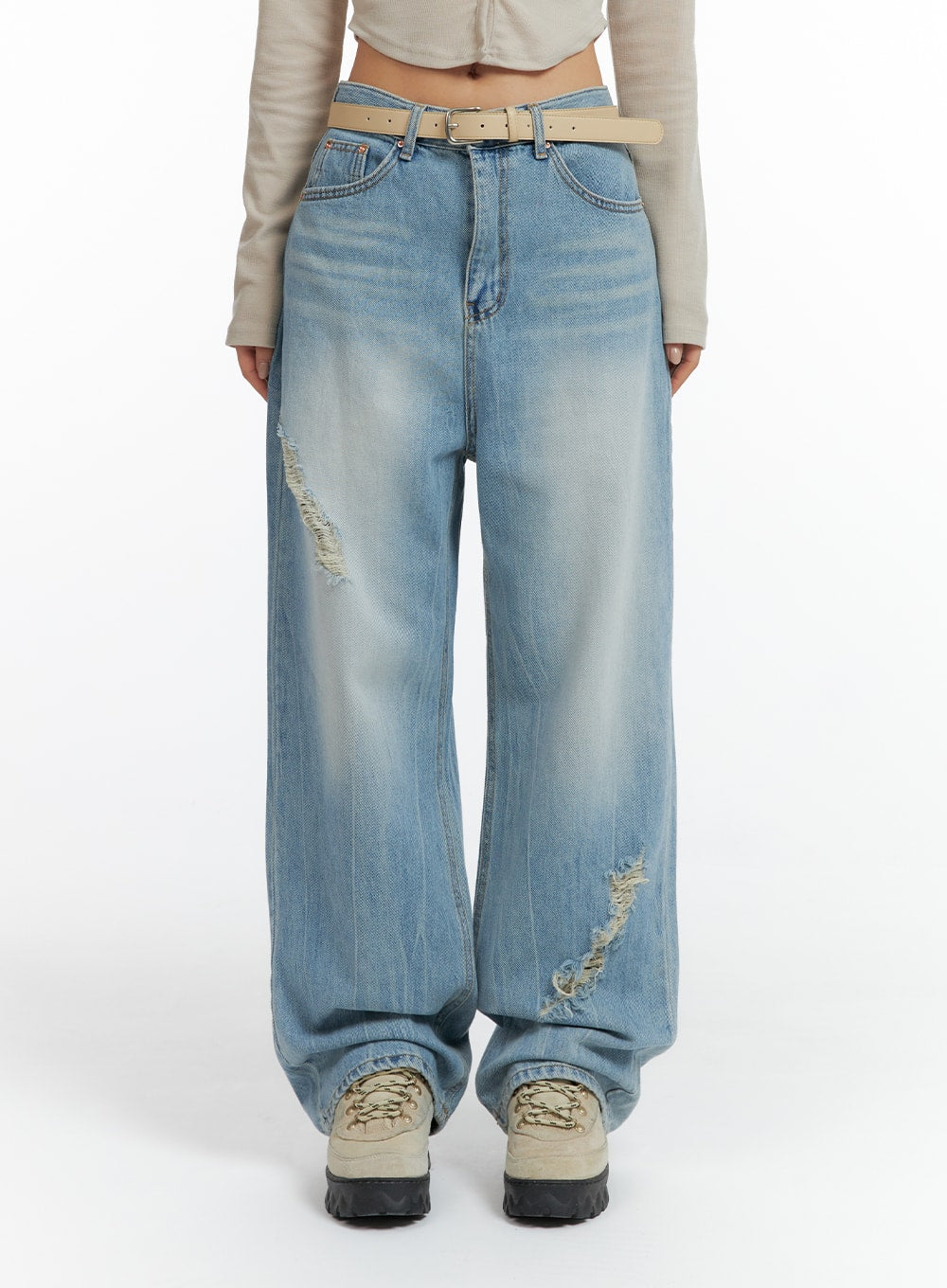 Distressed Wide-leg Jeans CF419