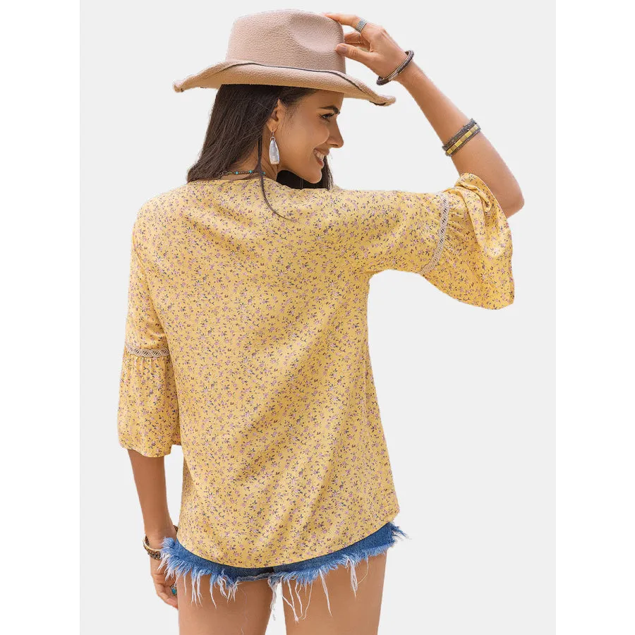 Ditsy Floral V-Neck Blouse