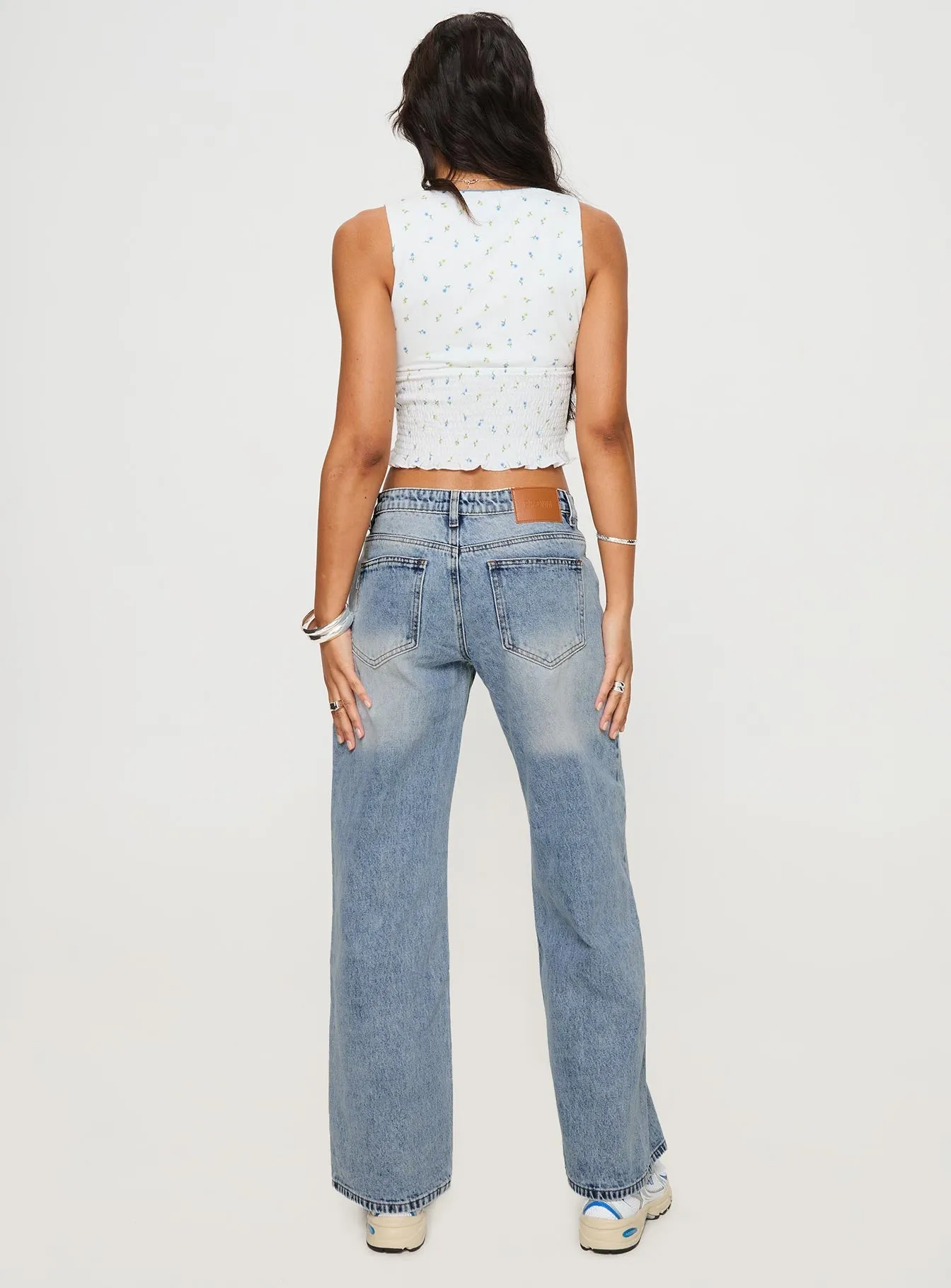 Ronine Low Rise Wide Leg Jean Light Wash